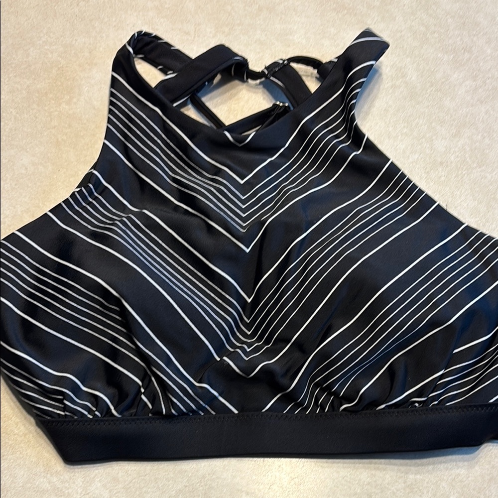 Athleta size 34 D/DD Black and White Striped Women's swim Top